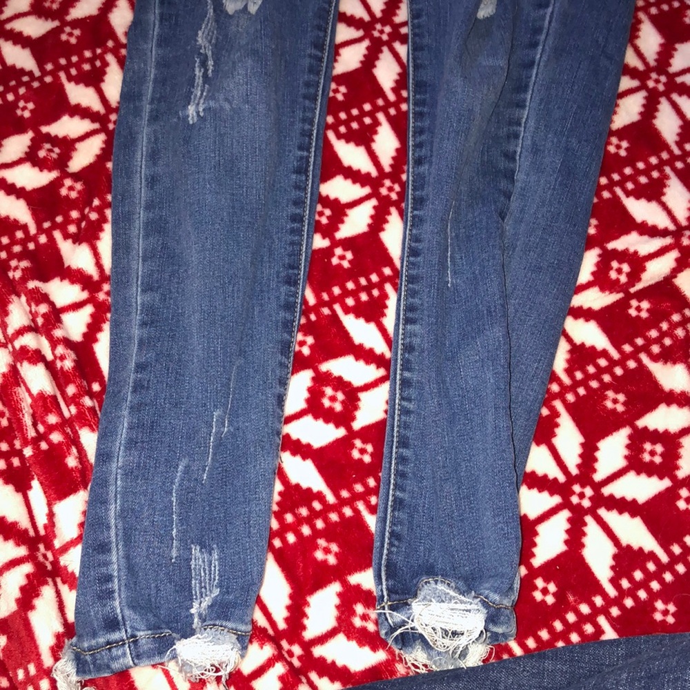 Jeans - Picture 3 of 4